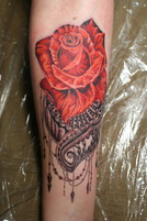 тату роза,тату на руке, женская татуировка, татуировка Херсон